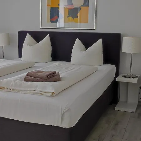Hotel Link *