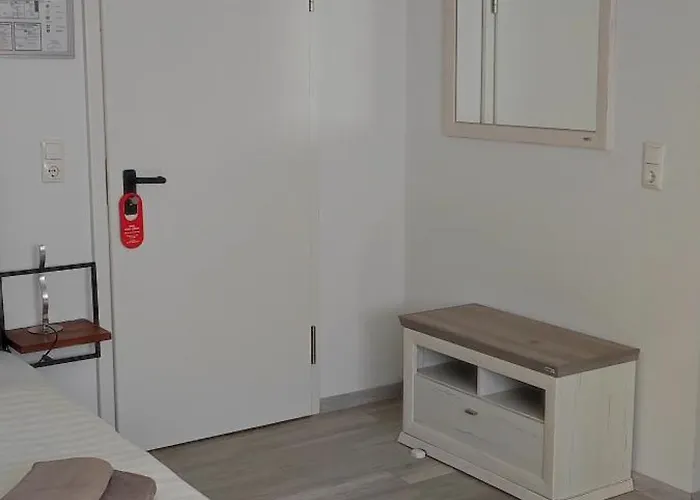 Link فندق فيسبادن