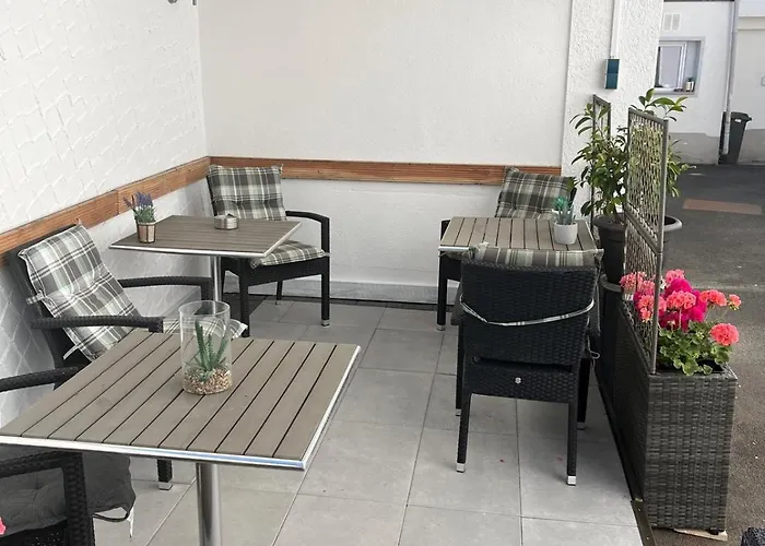 Link فندق فيسبادن